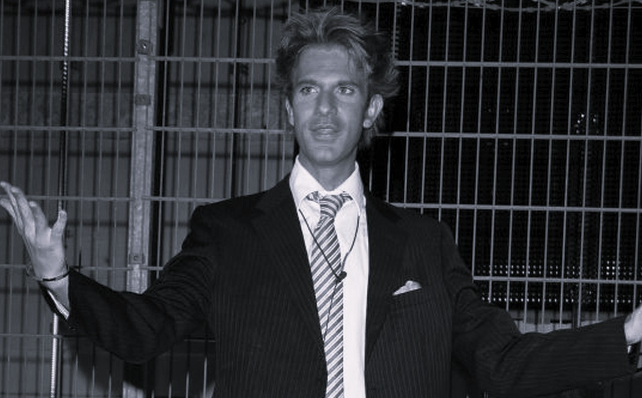 Приятел на принц Уилям и Кейт Мидълтън загина след падане от покрив на хотел