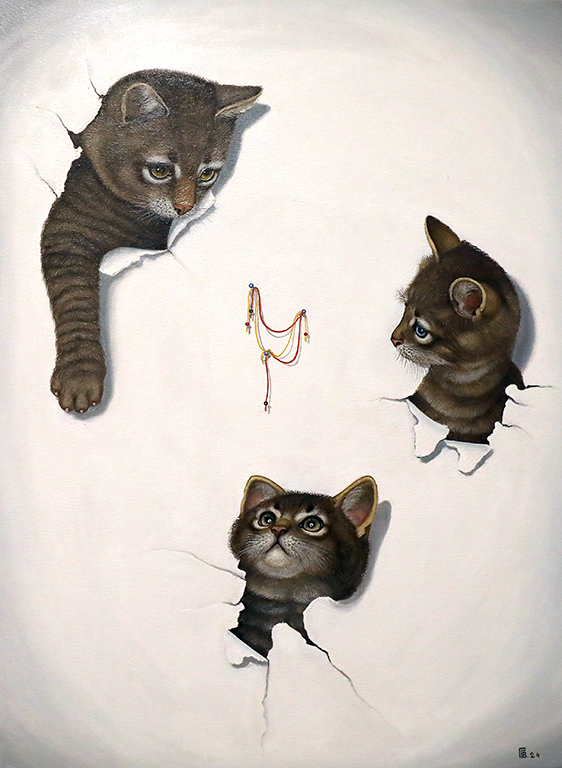 <p>От 2017 &ndash; международно представян и менажиран от галерия Integrated Artists, София, в резултат на което с близо 50 успешно дистрибутирани негови оригинални произведения на изкуството в частни колекции по цял свят: САЩ, Австралия, Канада, Великобритания, Германия, Франция, Италия, Швейцария, Люксембург, Малта, Гърция, Турция, Дубай, Южна Корея, Тайван</p>