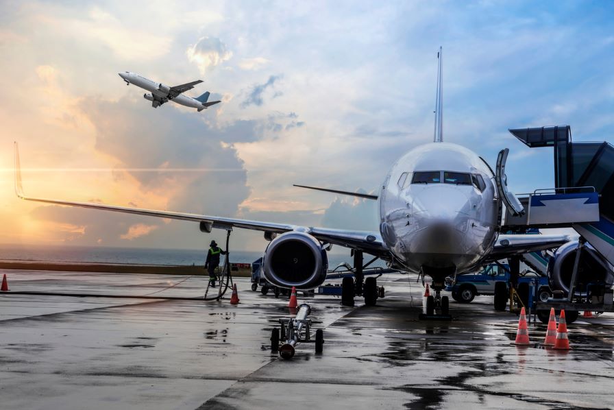 САЩ ще намалят въздушния трафик от петък, ако не бъде постигнато споразумение за бюджета