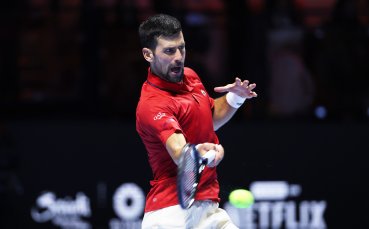 Джокович е на 1/2-финал в Атина след чист успех над португалец
