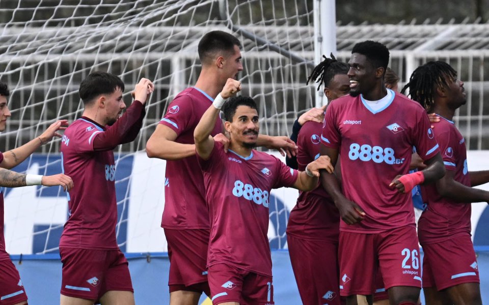 Септември разгроми Спартак Варна на 