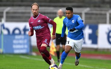 СНИМКИ: Спартак Варна срещу Септември