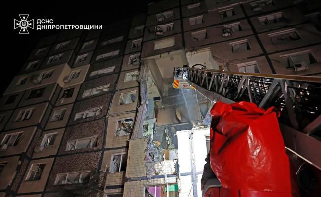 Мащабна руска атака с дронове срещу украинската енергийна система, четирима загинали