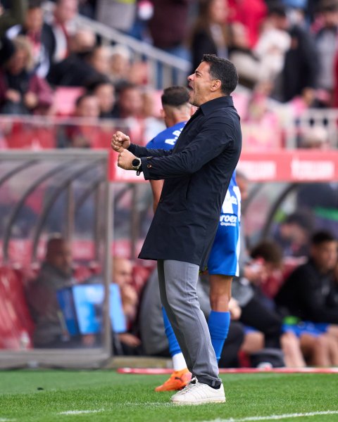 Жирона Депортиво Алавес1