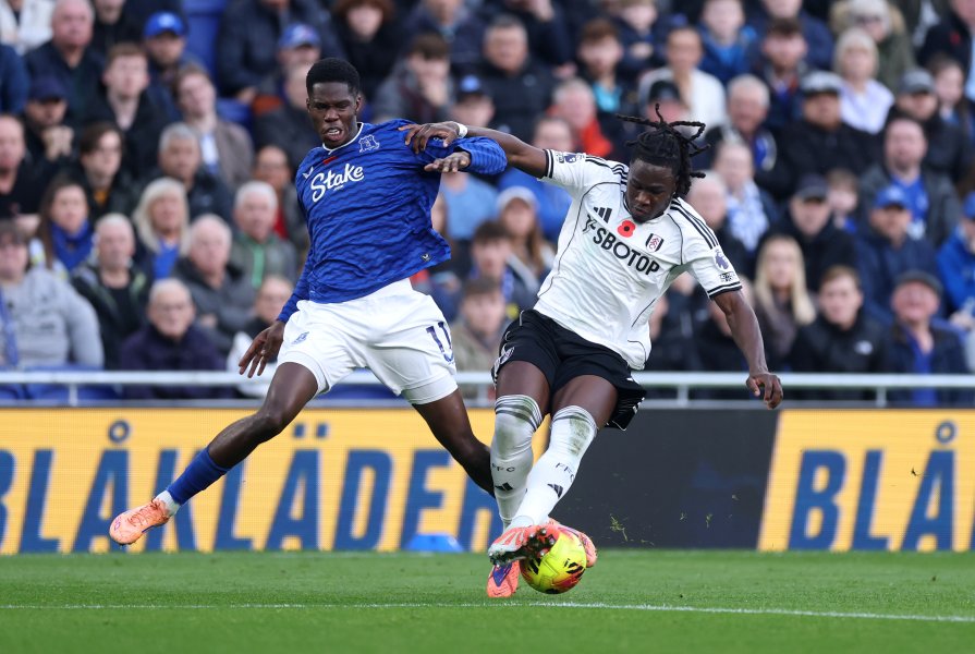 Евертън Фулъм1