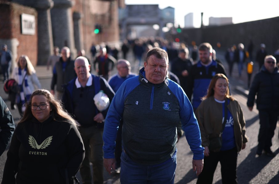 Евертън Фулъм1