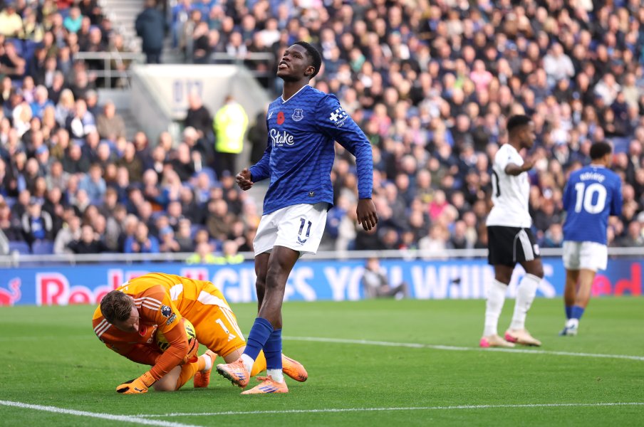 Евертън Фулъм1