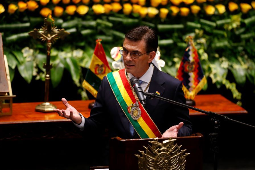 САЩ възстановяват отношенията си с Боливия на ниво посланици