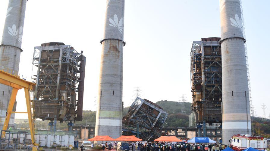 Извадено е трето тяло след срутването на ТЕЦ в Южна Корея