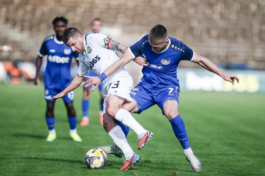 Славия Монтана1