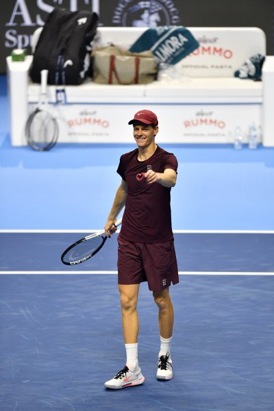 Яник Синер Феликс Оже Алиасим1