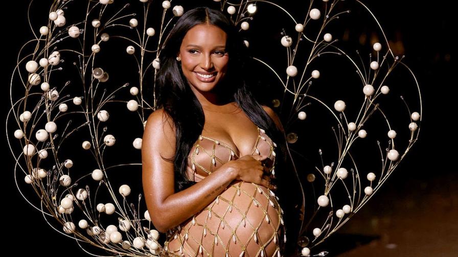 Ангелът на Victoria’s Secret Жасмин Тукс посрещна второто си дете