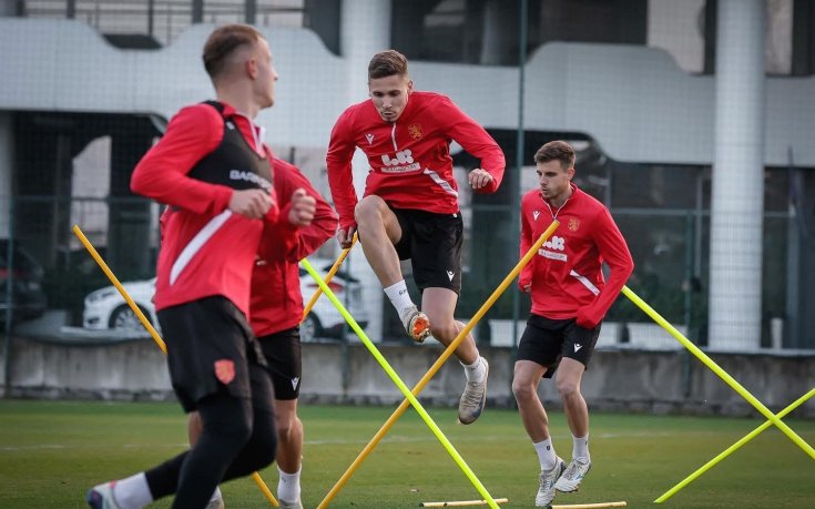 Младежите тренират на пълни обороти за Шотландия (снимки)