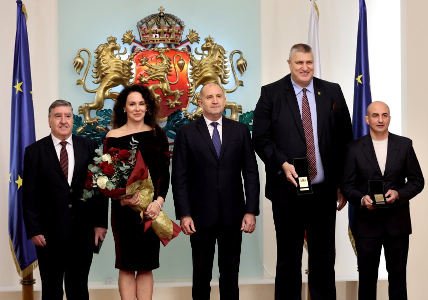 Президентът Румен Радев награди с Почетен знак изявени спортисти1