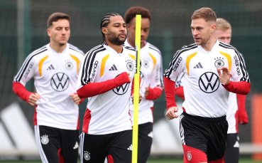 Германия вдига Кимих и Шлотербек за решителния мач