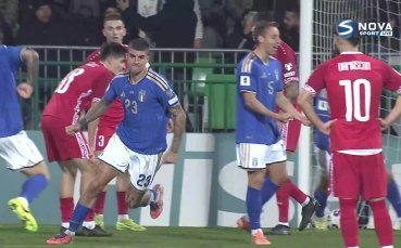 Джанлука Манчини изведе Италия напред в края на мача срещу Молдова