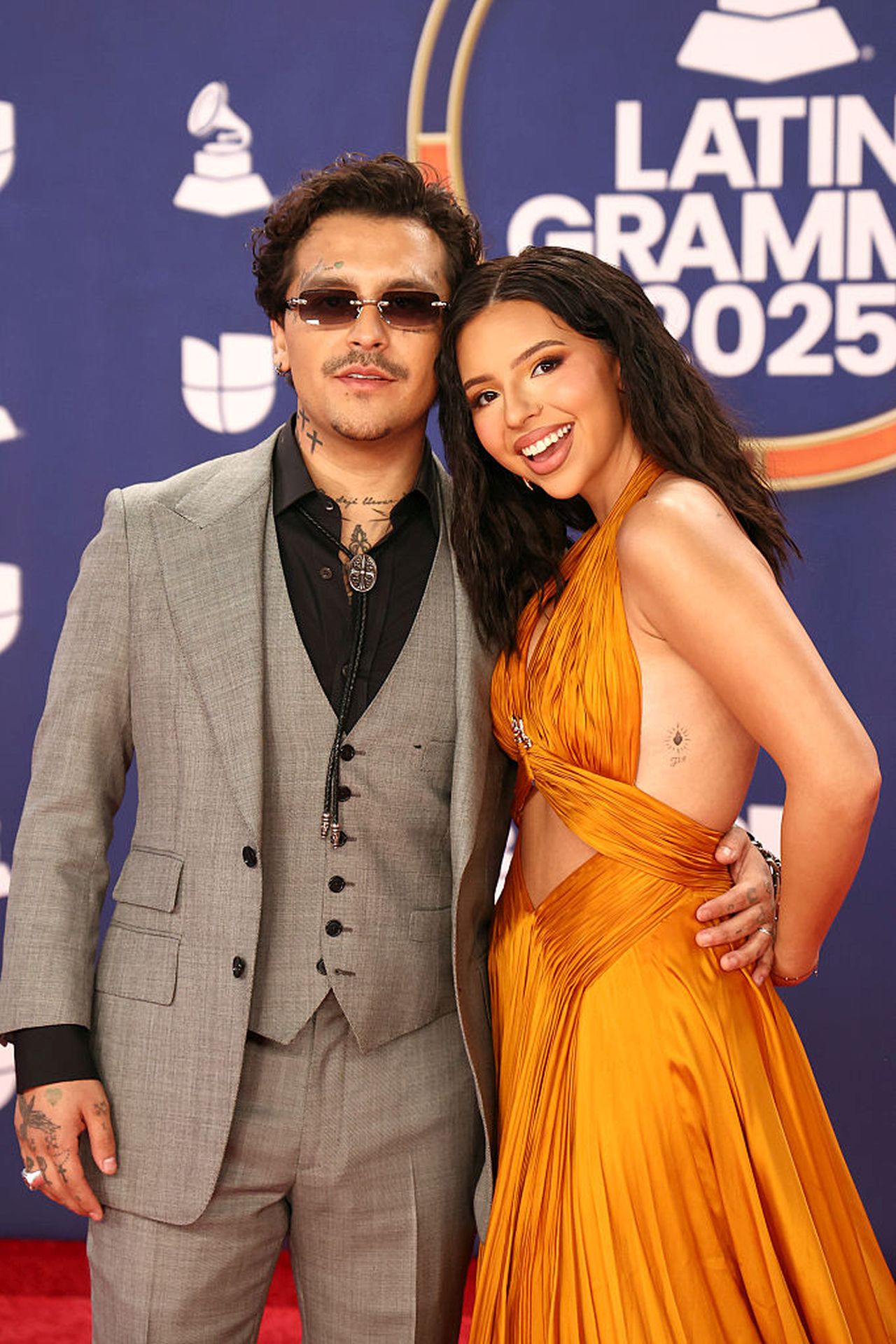 <p>Анджела Агилар и Кристиан Нодал</p>