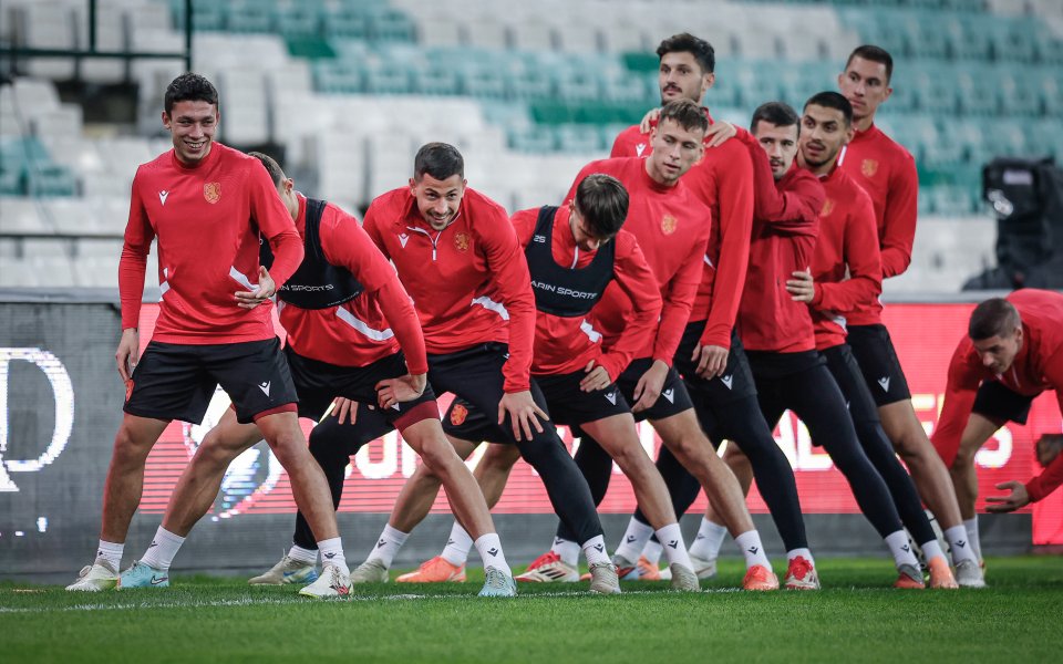 Националният отбор на България по футбол проведе тренировка в Бурса