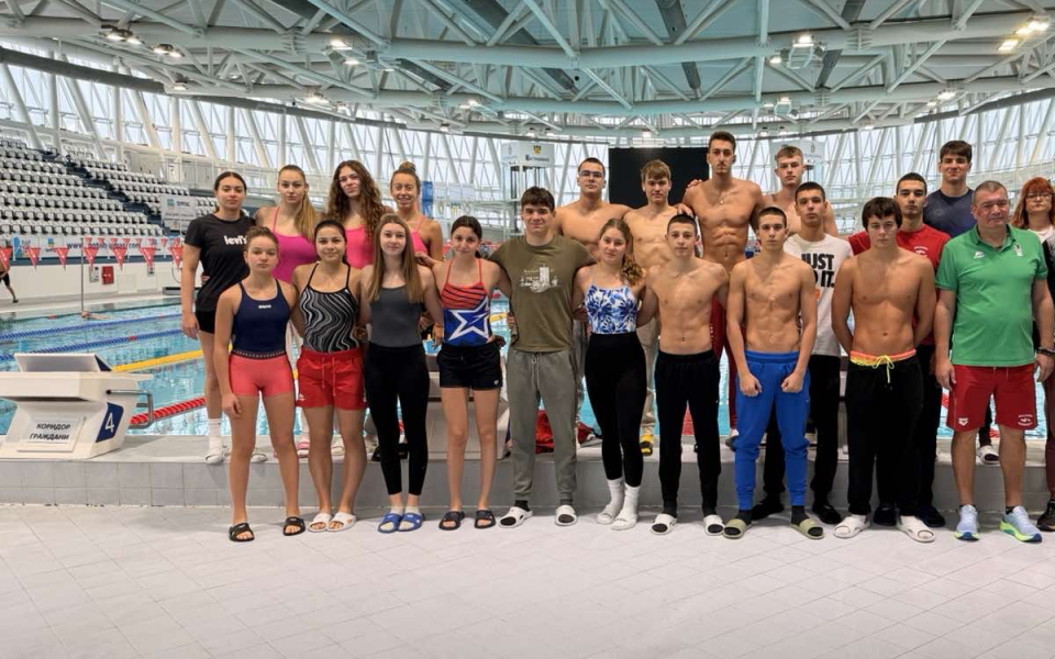 Националите ни по плуване с лагер в Бургас