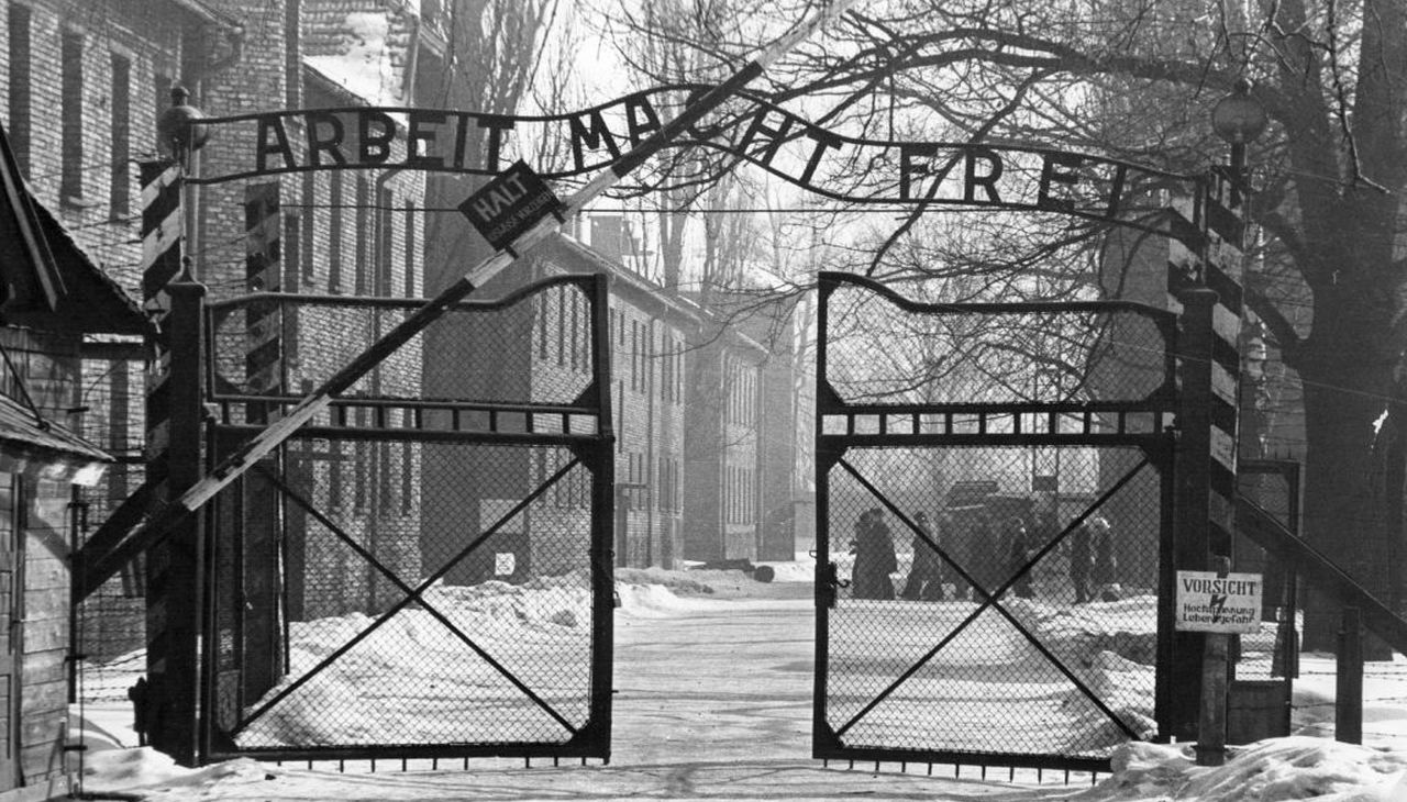 Германия отмени "скандален" търг на артефакти от затворници в нацистки концентрационни лагери