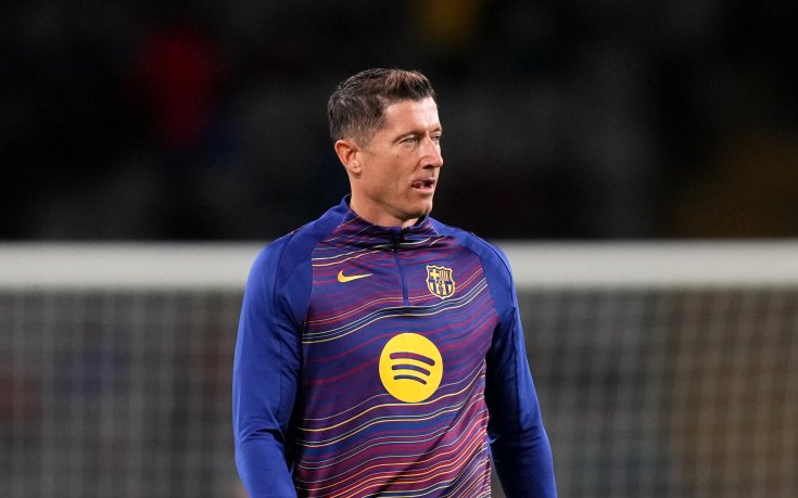 От Барселона шокирали Левандовски: Роберт, искаме да спреш да вкарваш
