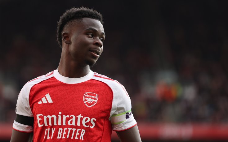 Сака подписва нов договор с Арсенал още до края на годината