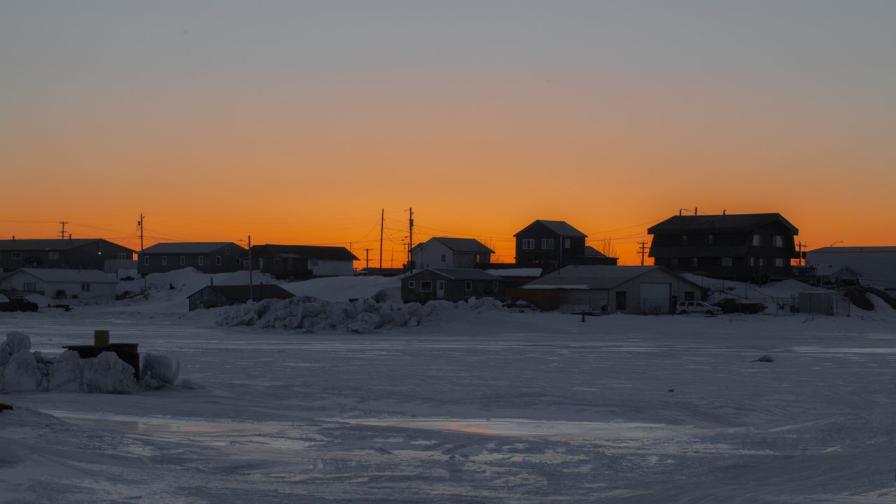 <p>Слънцето залезе за последно тази година в този град&nbsp;(ВИДЕО)</p>
