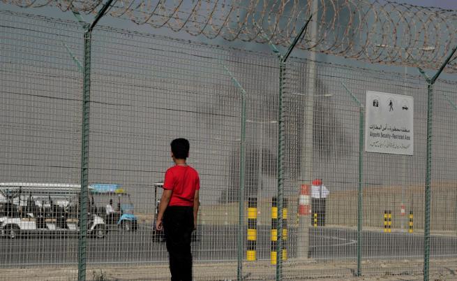 Индийски изтребител се разби в Дубай, пилот загина