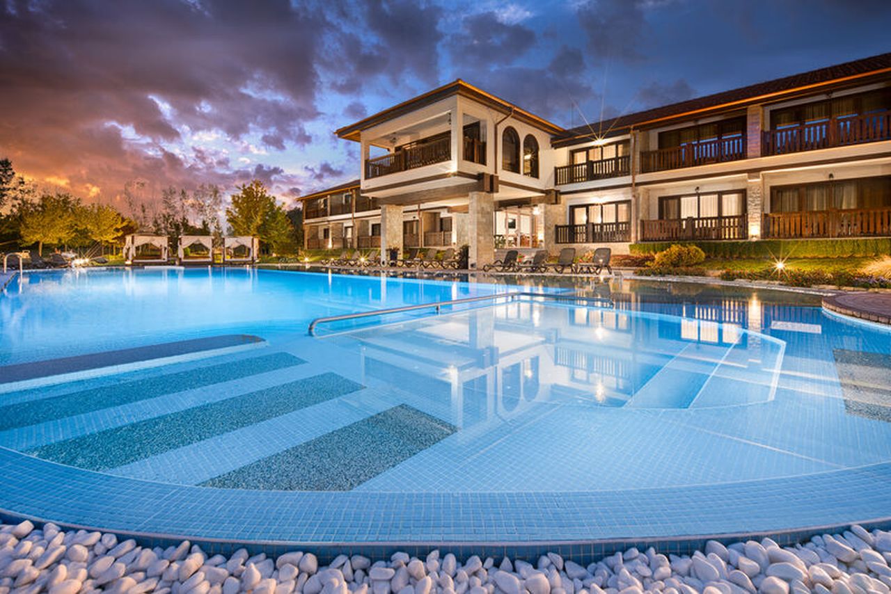 Ден или уикенд край града: Идеалното място за релакс, забавления и среща с природата