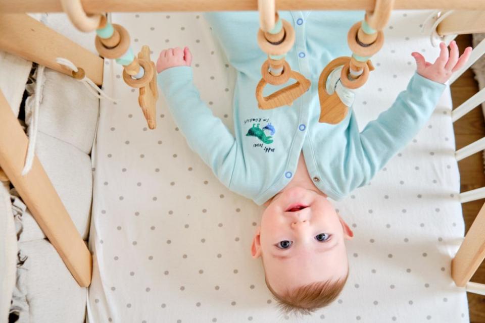 игри за бебе на три месеца