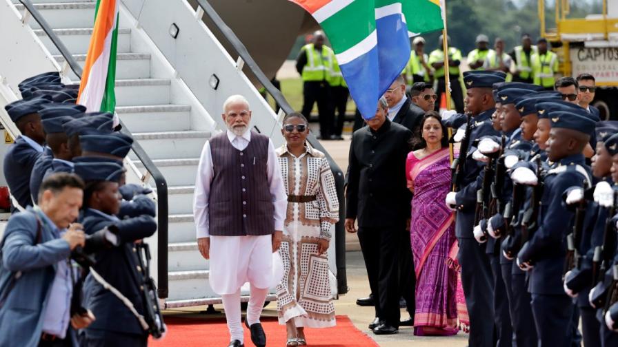 Моди пристигна в Южна Африка за срещата на върха на Г-20