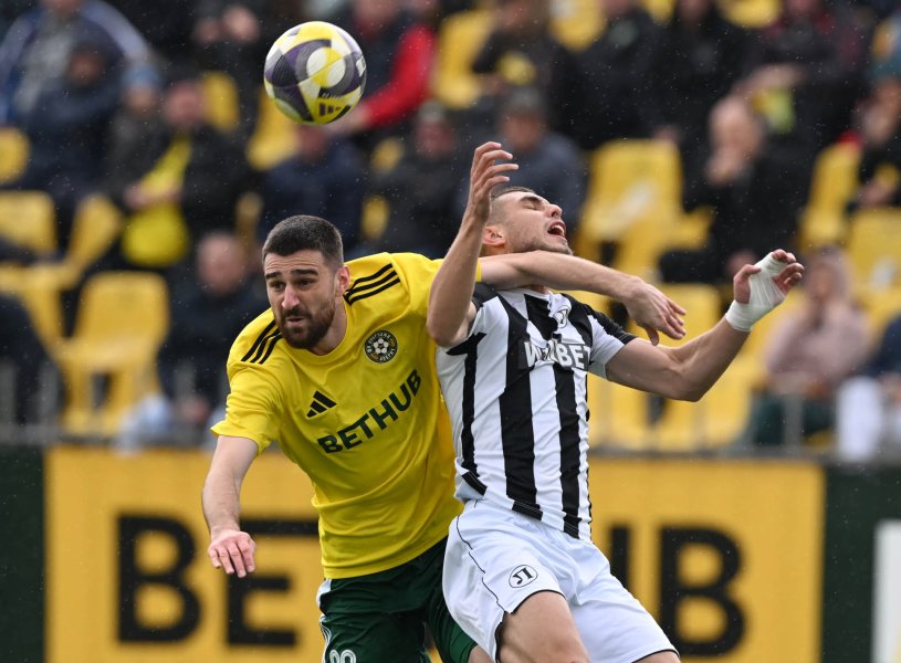 Добруджа Локомотив Пловдив1