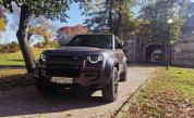 <p>LR Defender Octa: Тестваме най-бързия тежък офроудър в света</p>