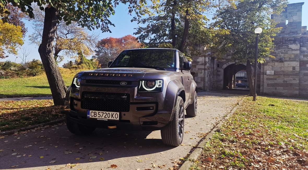 Land Rover Defender Octa: тестваме най-бързия тежък офроудър в света