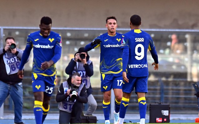 Верона постигна първа победа за сезона след успех над Аталанта