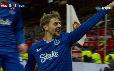 Манчестър Юнайтед - Евертън 0:1 /първо полувреме/