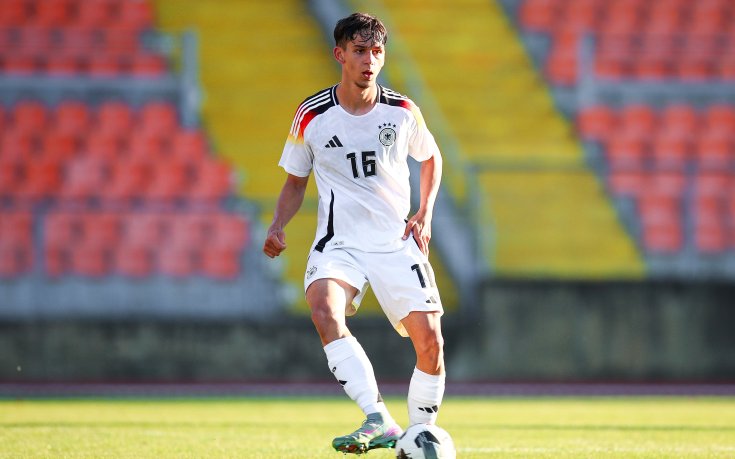 Това ли е новата звезда на германския футбол?