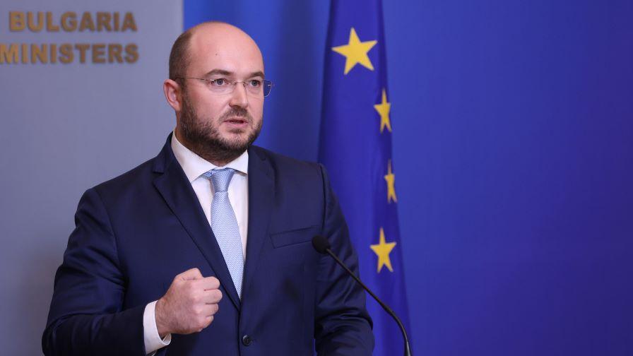 Срещу имотните измами: Ограничават достъпа до нотариални актове