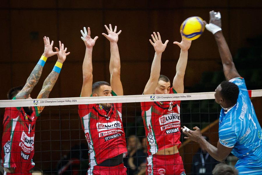 ВК Нефтохимик 2010 Бургас ВК Черно море1