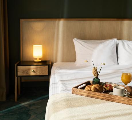 Има сгради които предлагат просто настаняване Има и сгради които