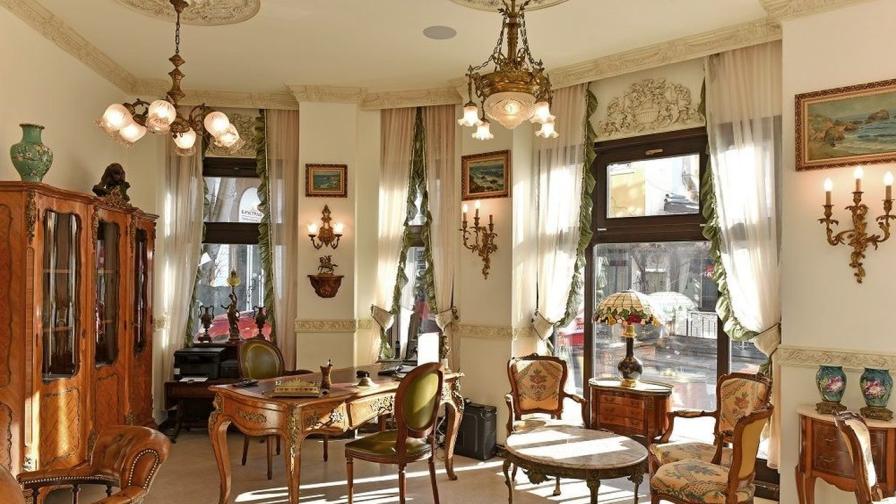 Хотел Royal 1905 във Варна съчетава блясък и релакс