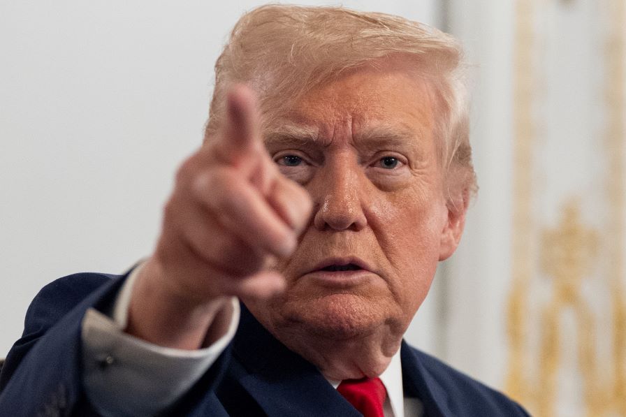 Тръмп: Ще преустановим миграцията от "страни от третия свят" за постоянно