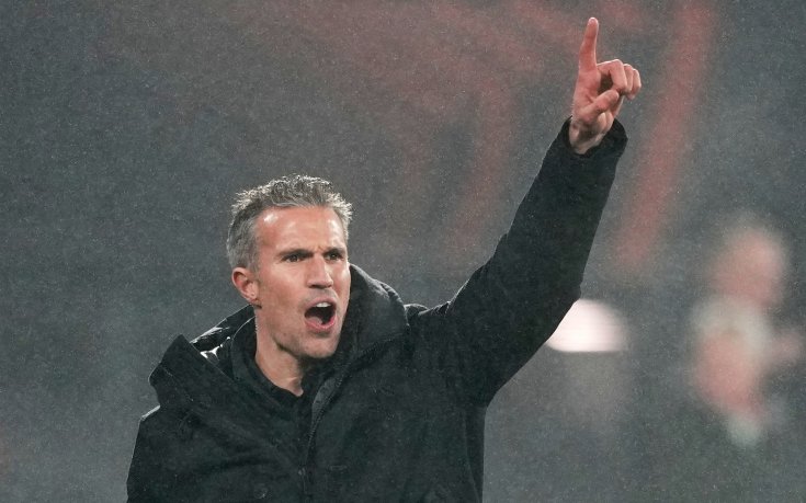 Ван Перси за дебюта на сина си при загубата от Селтик: Реших го като треньор, не като баща