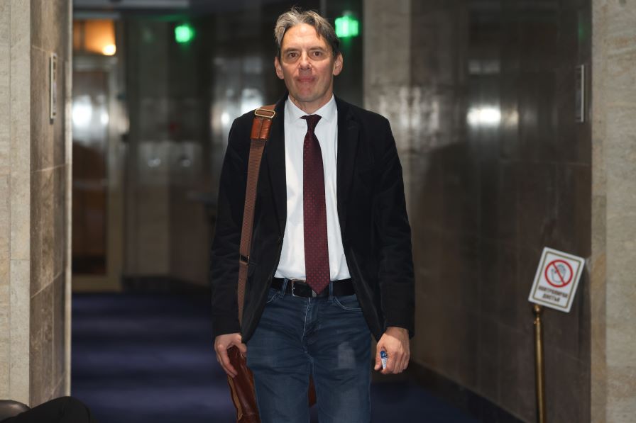 Васил Пандов: Ще съдя Слави Трифонов