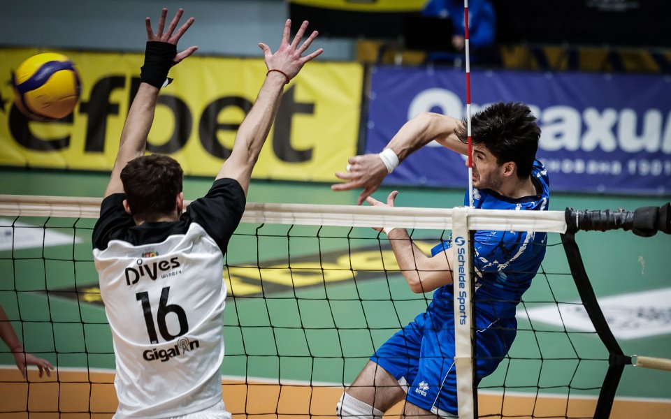 Левски удари Славия, Тодор Скримов с 5 аса