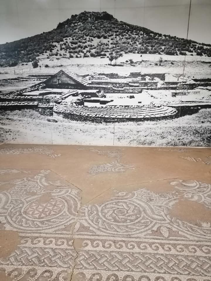 <p>Перперикон, Татул и Караджов камък са малка част от чудатите обиталища на древни народи, които се простират по нашите земи.</p>