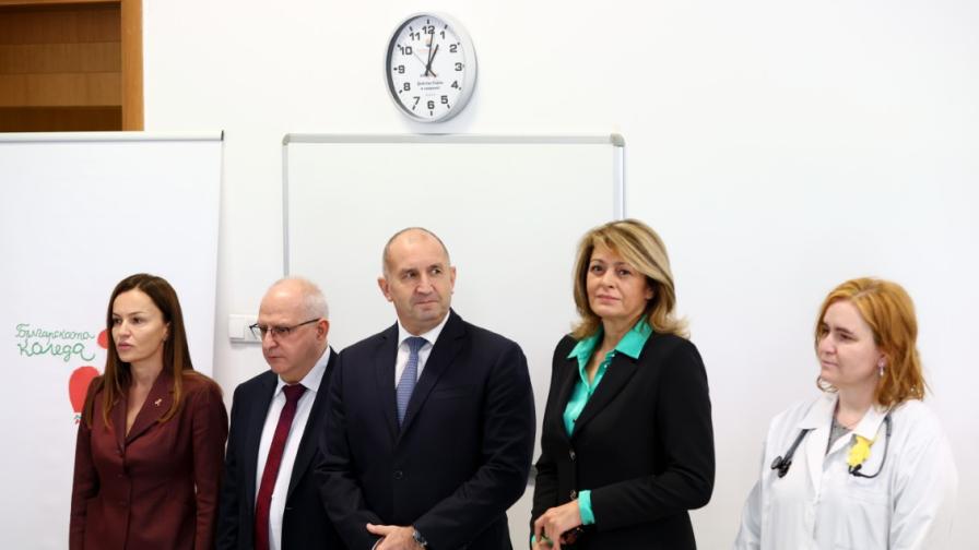 Президентът даде начало на 23-тото издание на „Българската Коледа“