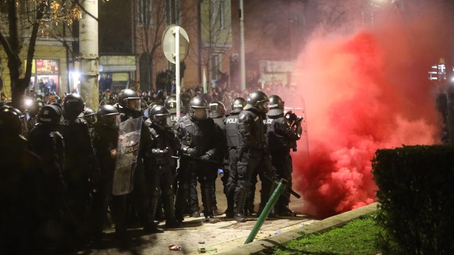 Ескалацията след протеста в София: 14 обвинени, 10 задържани до 72 часа