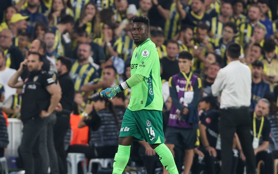 Камерун зачеркна бивш вратар на Ман Юнайтед