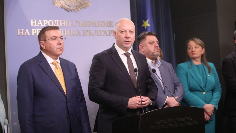 Желязков за Бюджет 2026: Ще преразгледаме заплати, осигуровки и данък дивидент